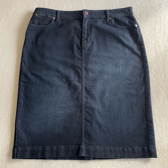 Talbots Dresses & Skirts - Talbots Jean Skirt in Dark Wash Denim with Back Slit in Size 16